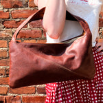 Load image into Gallery viewer, Brown Leather Shoulder Bag with Brass Zipper