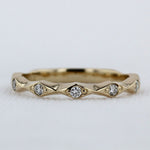 Load image into Gallery viewer, Geometric Diamond Band in Yellow Gold - 0.12cttw
