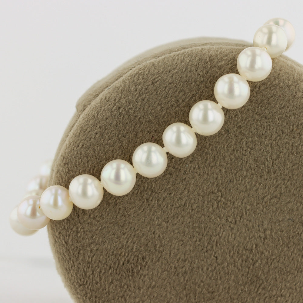 Pearl Strand Bracelet with Yellow Gold Clasp