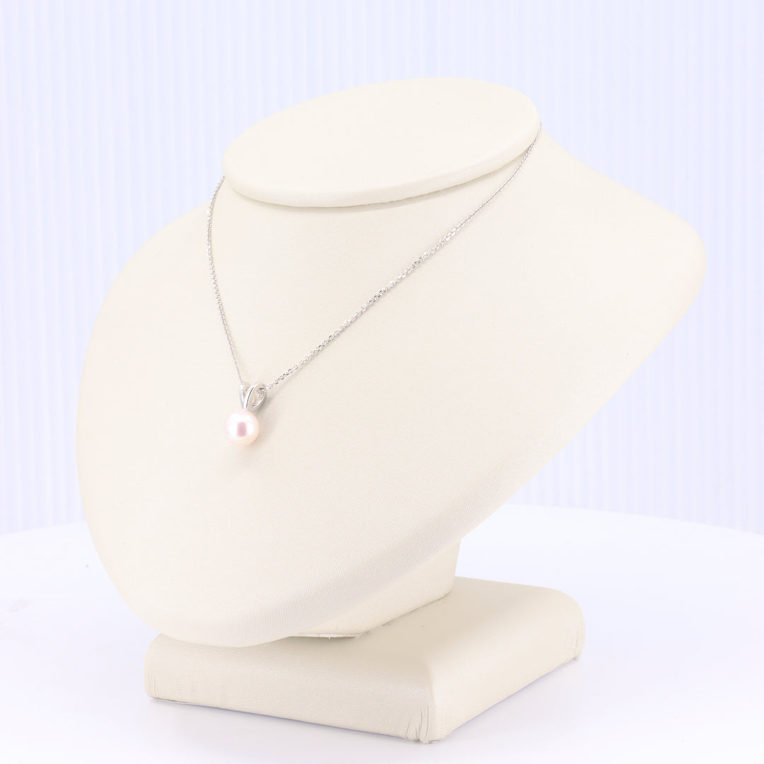 Pearl Pendant with Rabbit Loops in White Gold