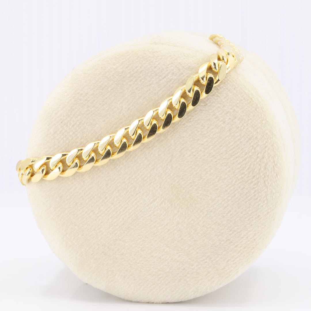 Solid Domed Miami Curb Chain Bracelet 5.4mm 8.5" in Yellow Gold