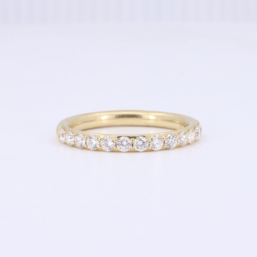 Shared-Prong Diamond Wedding Band in Yellow Gold - 0.50cttw