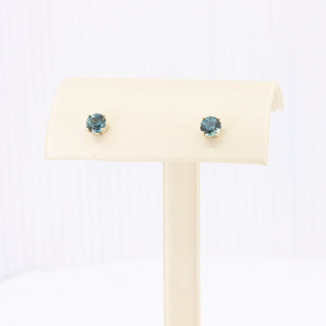 Montana Sapphire Studs in Yellow Gold