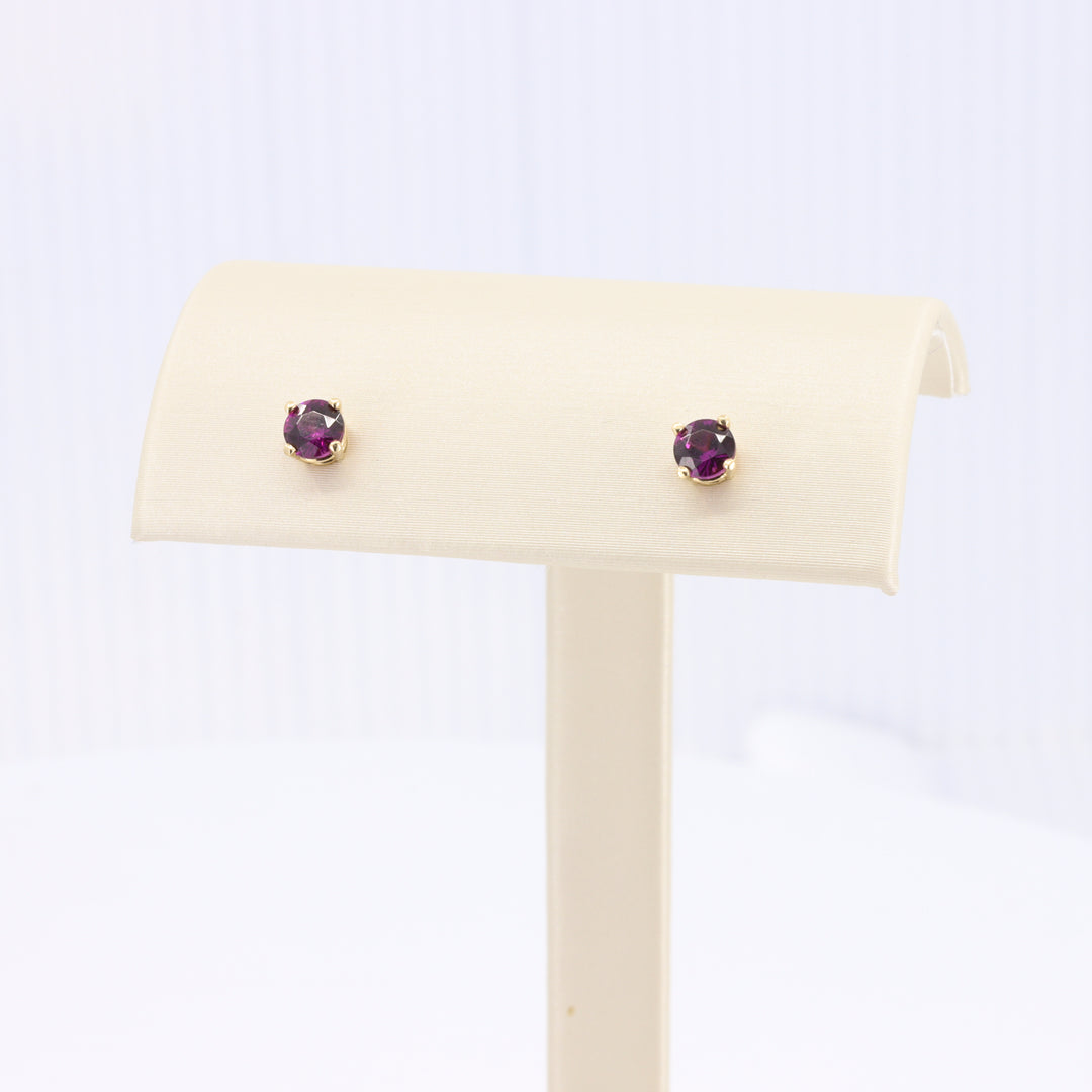 Grape Garnet Stud Earrings in Yellow Gold