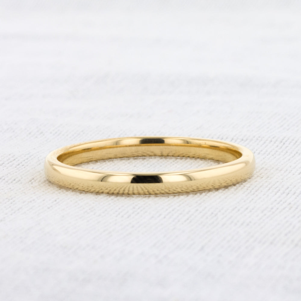 Harvest Band  in Yellow Gold - 2mm