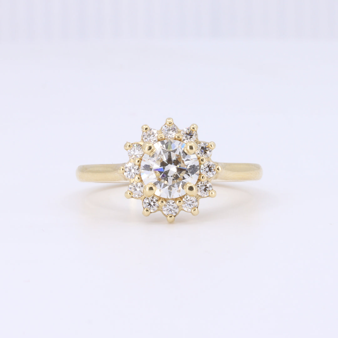 Starburst Halo Engagement Ring in Yellow Gold