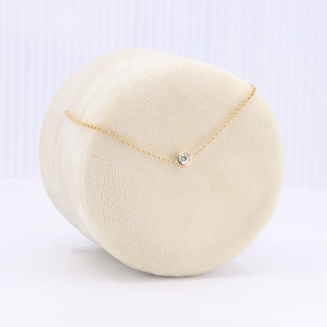 Solitaire Diamond Bezel Bracelet with Slider Adjustment in Yellow Gold