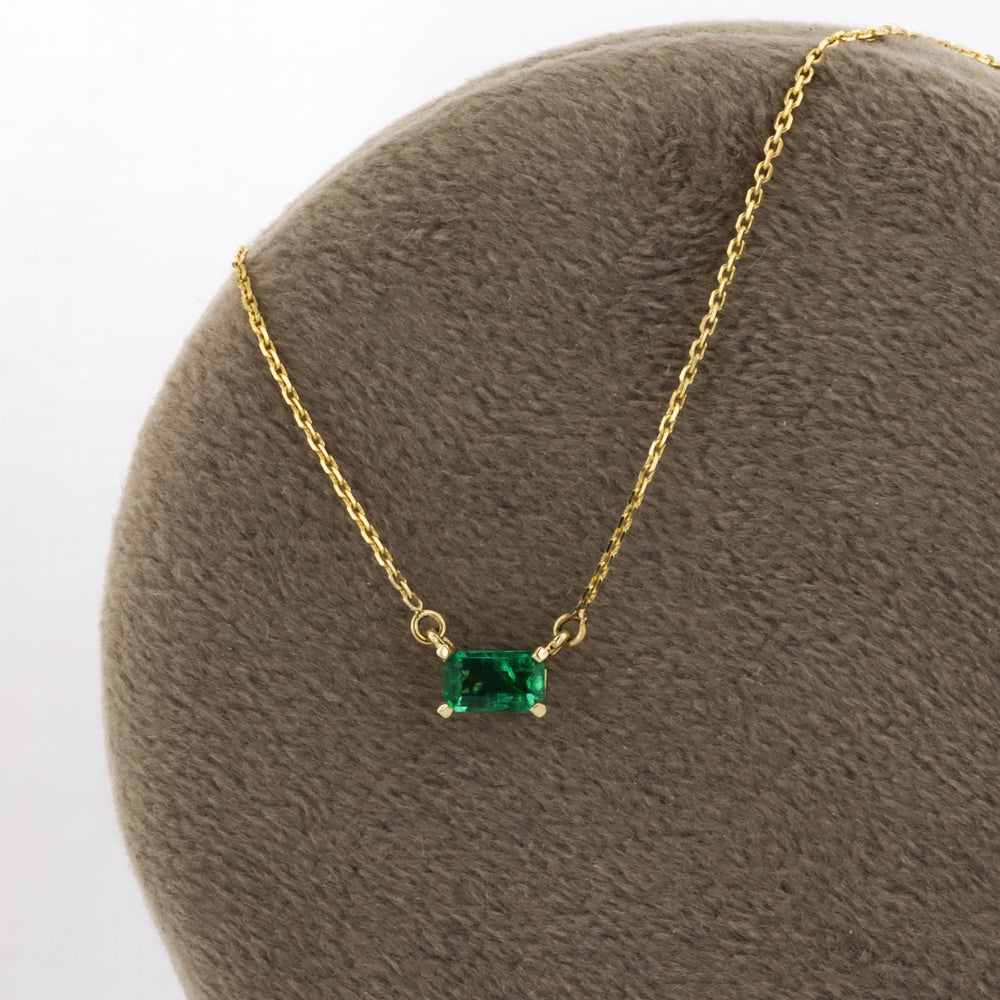East-West Emerald Necklace in 14K Yellow Gold