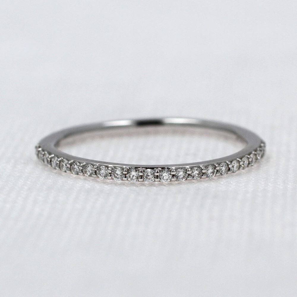 Shared-Prong Diamond Wedding Band in White Gold - 0.16cttw