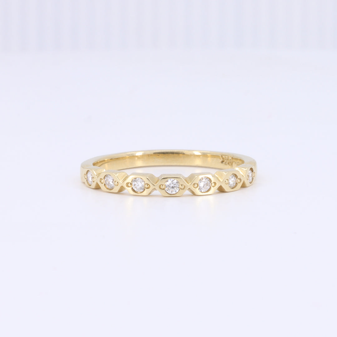 Hexagonal Shaped Geometric Wedding Diamond Band in Yellow Gold - 0.11cttw