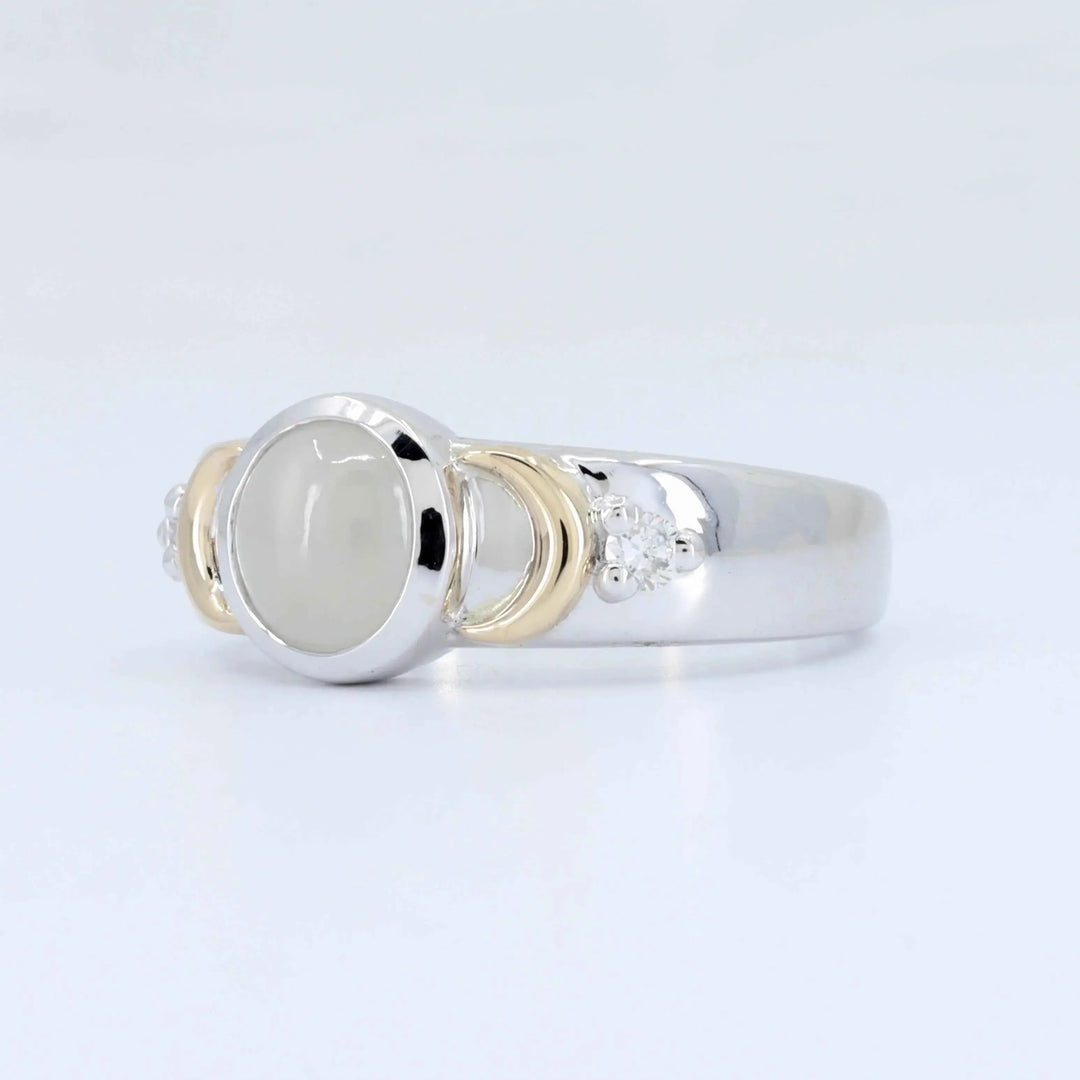 White Star Sapphire and Diamond Ring, 2.21ct White Star Sapphire with 0.10cttw Diamond in 14TT Gold - Kizer Cummings Jewelers