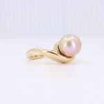 Load image into Gallery viewer, Fancy Metallic Rose Freshwater Pearl Smile Band Ring
