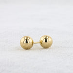 Load image into Gallery viewer, Ball Stud Earrings in Yellow Gold