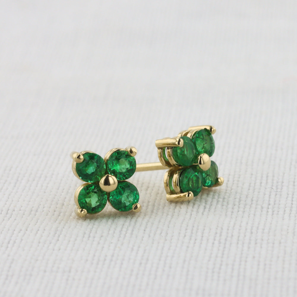 Emerald Clover Stud Earrings in 14K Yellow