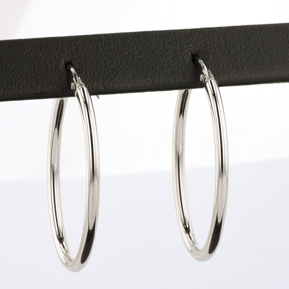 Elongated Oval Hoop Earrings in White Gold