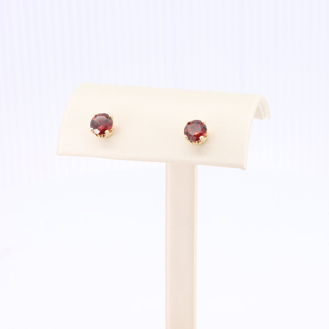 Garnet Stud Earrings in Yellow Gold