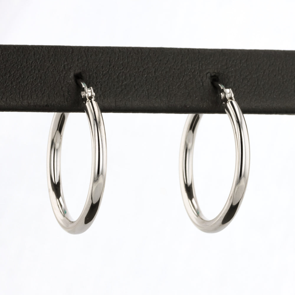 Hoop Earrings in White Gold - 20mm