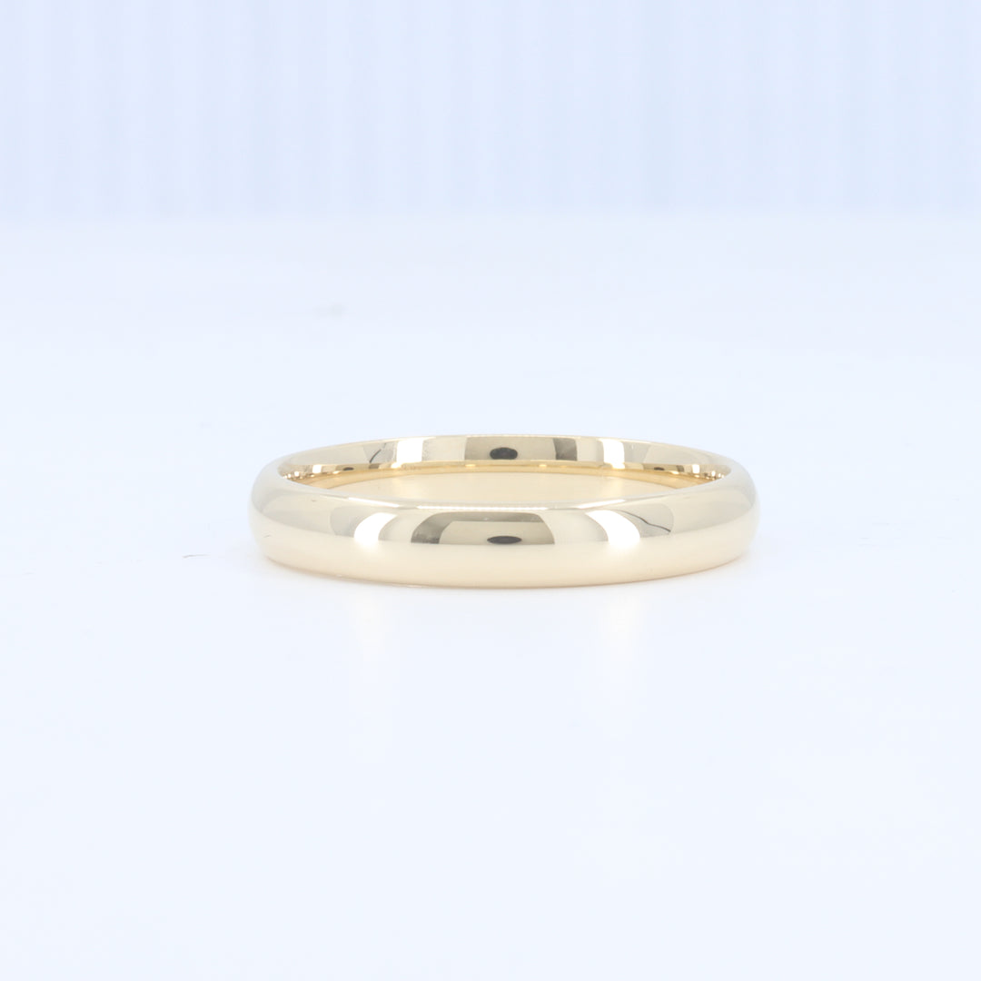 Low Dome Comfort Fit 3mm Band in Yellow Gold