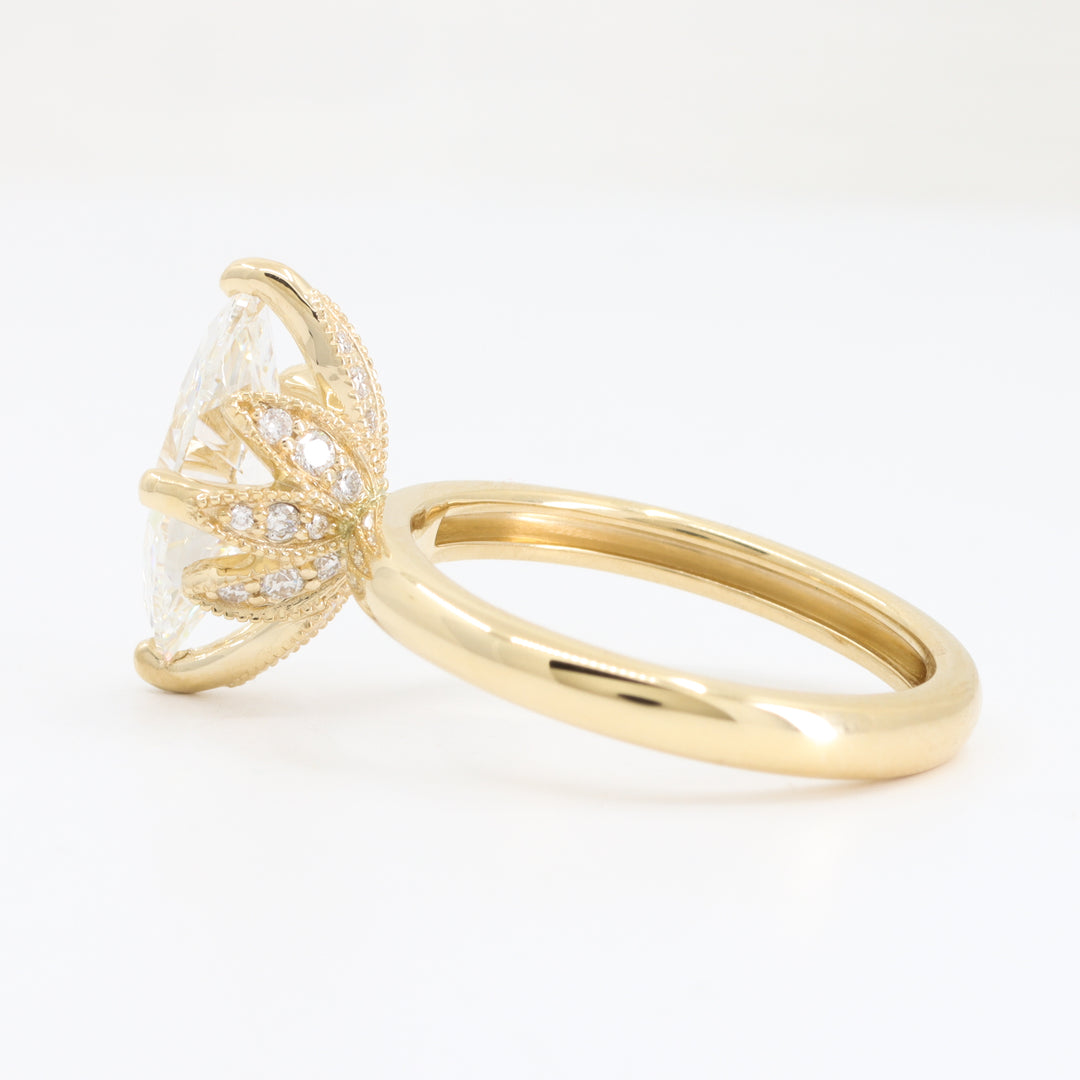 Lab-Grown Marquise Diamond Engagement Ring, 2.02ct F VVS1 Diamond,with Hidden Floral Diamond Accents in 14K Yellow Gold