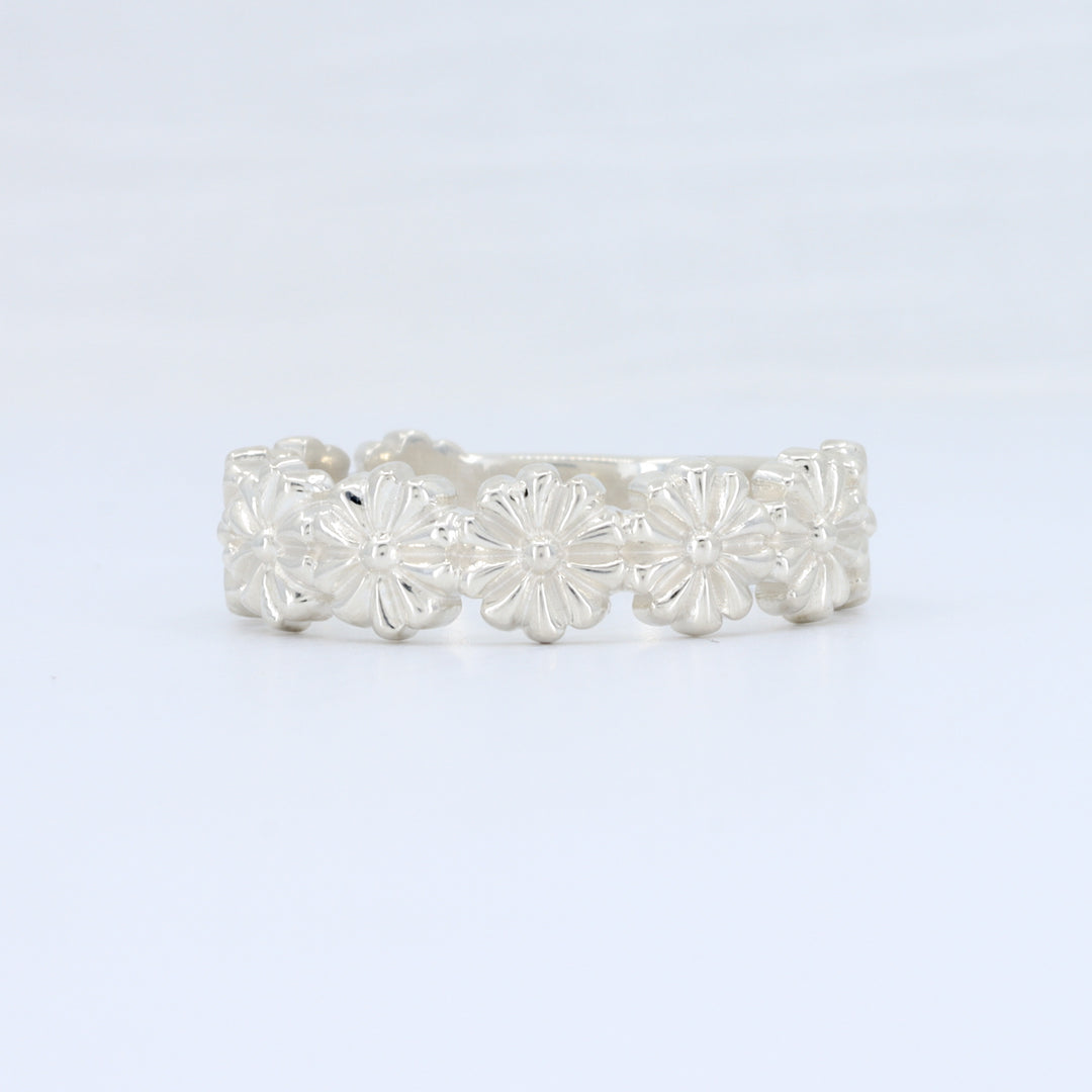 Flower Blossom Band in Sterling Silver