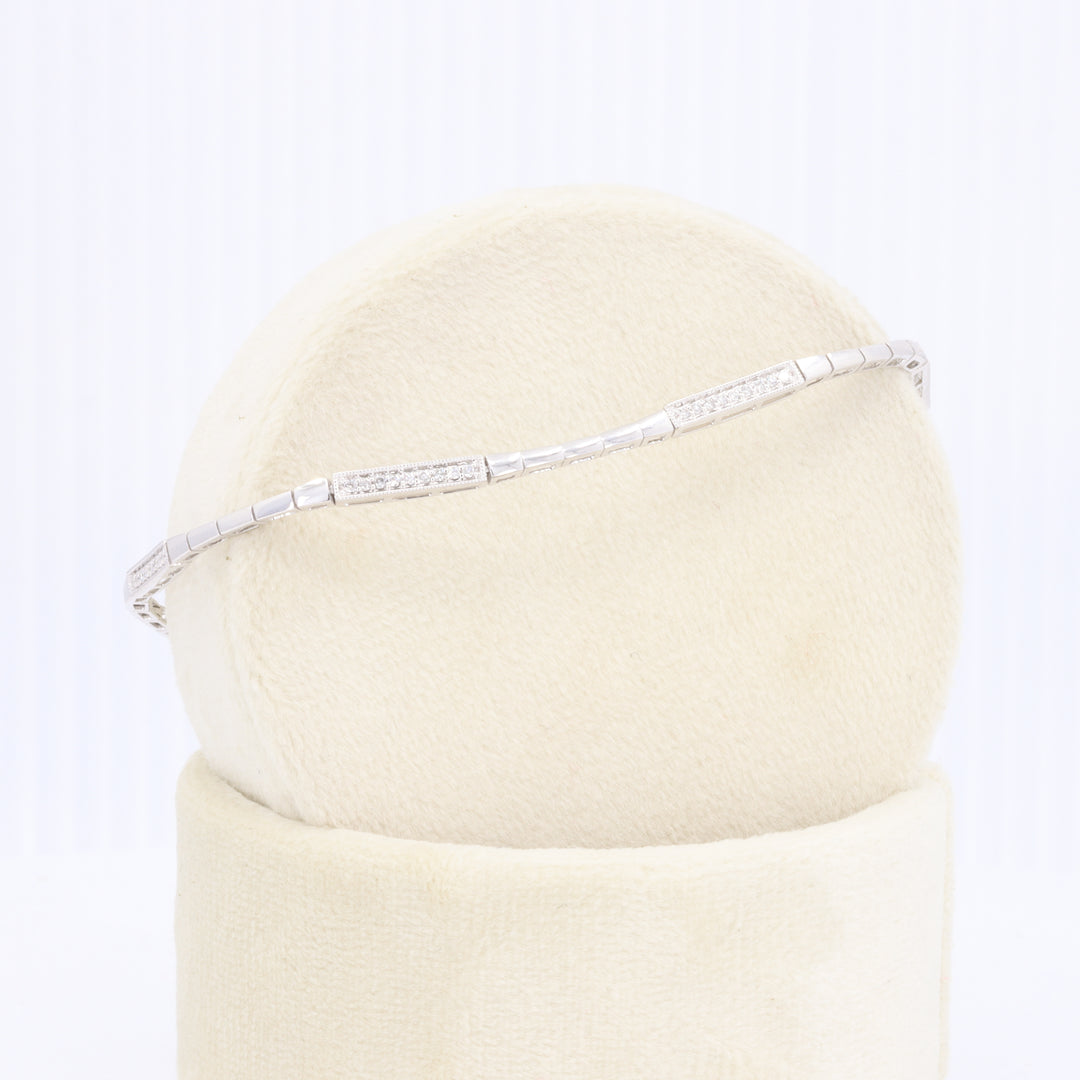Diamond Cluster Station Line Bracelet in White Gold 7"