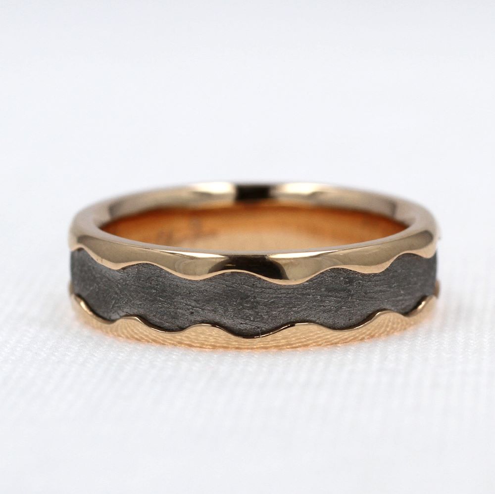 Arcturus Meteorite Ring with Rose Gold Rolled Edge