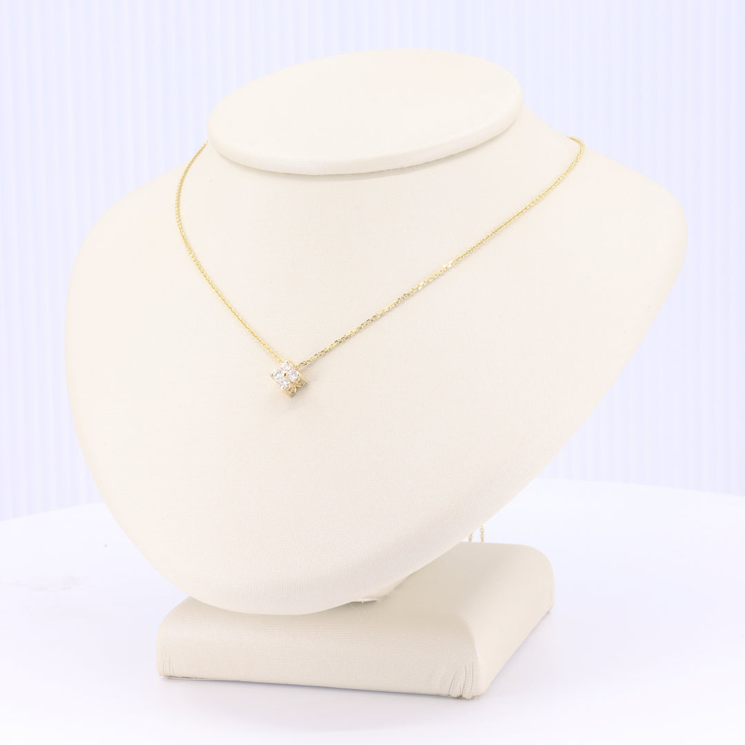 Small Quatrefoil Diamond Pendant in Yellow Gold
