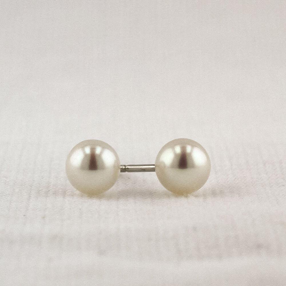 Pearl Studs - 5mm