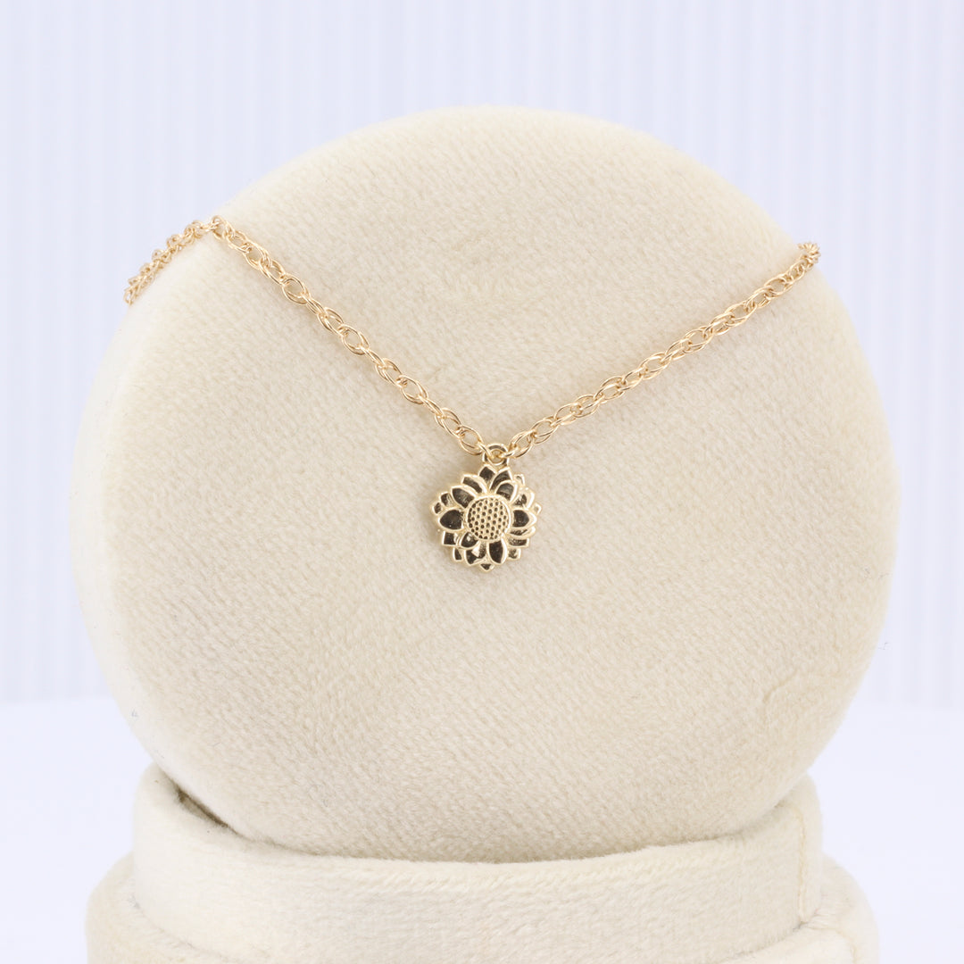 Sunflower Bracelet in Yellow Gold